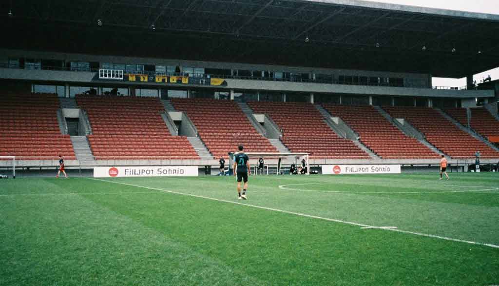 Edoardo Goldaniga Como: Pilar Pertahanan Solid di Tim Serie B